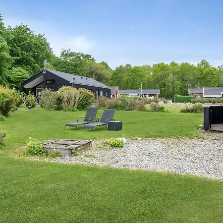 Traumhaftes Haus In Juelsminde Mit Sauna Ferienhaus